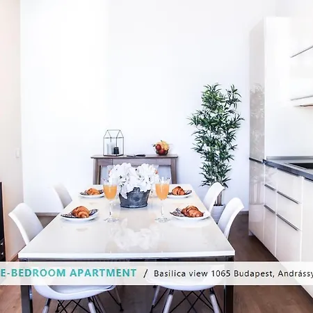 Apartment Opera Downtown By Icon Collection