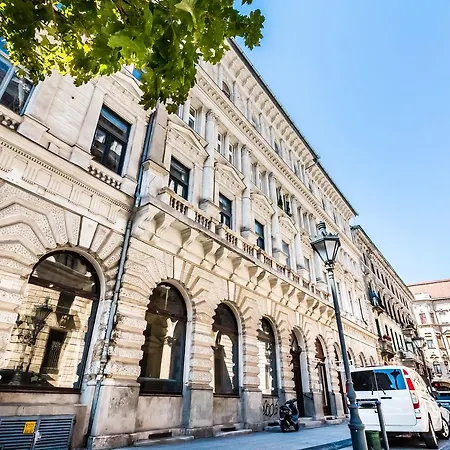 Opera Downtown By Icon Collection * Budapest
